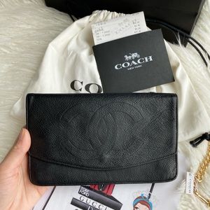 ❌❌Sold❌❌ Chanel long  wallet caviar leather black.